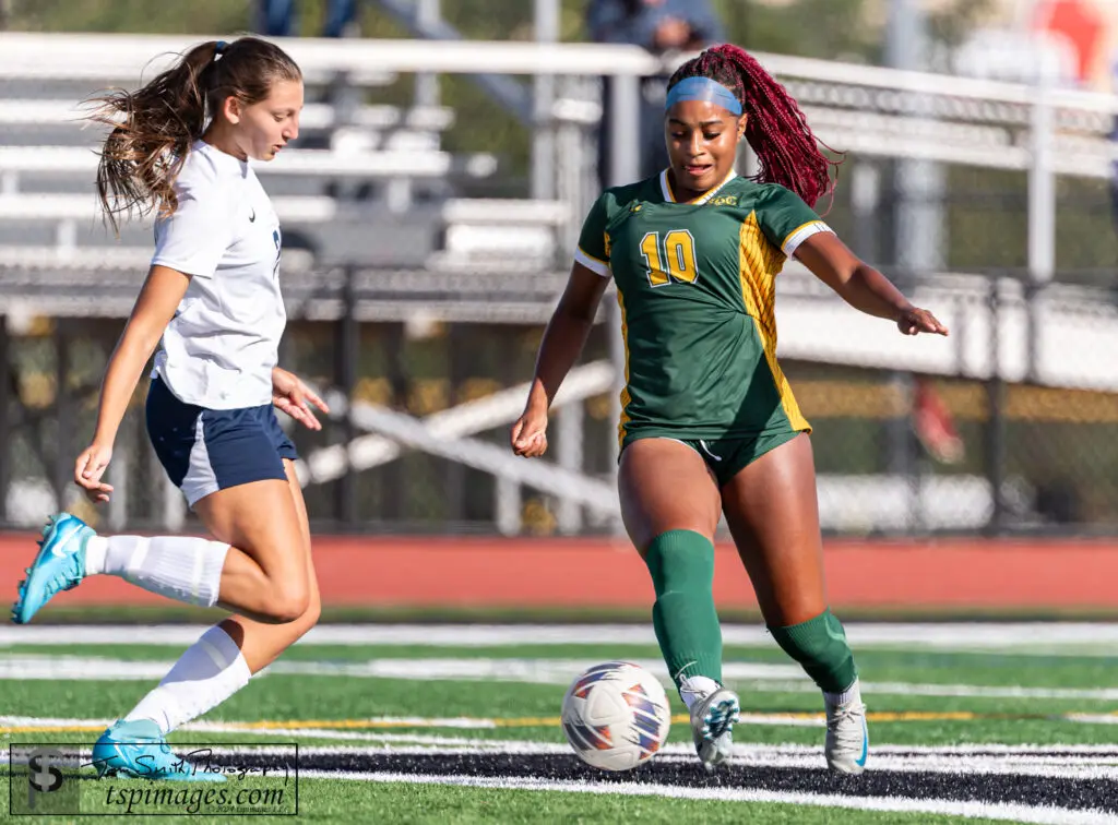 RBC Paige Foye - Shore Sports Insider Paige Foye had a goal and an assist in a 2-0 victory over Howell. (Photo by Tom Smith) - RBC Paige Foye