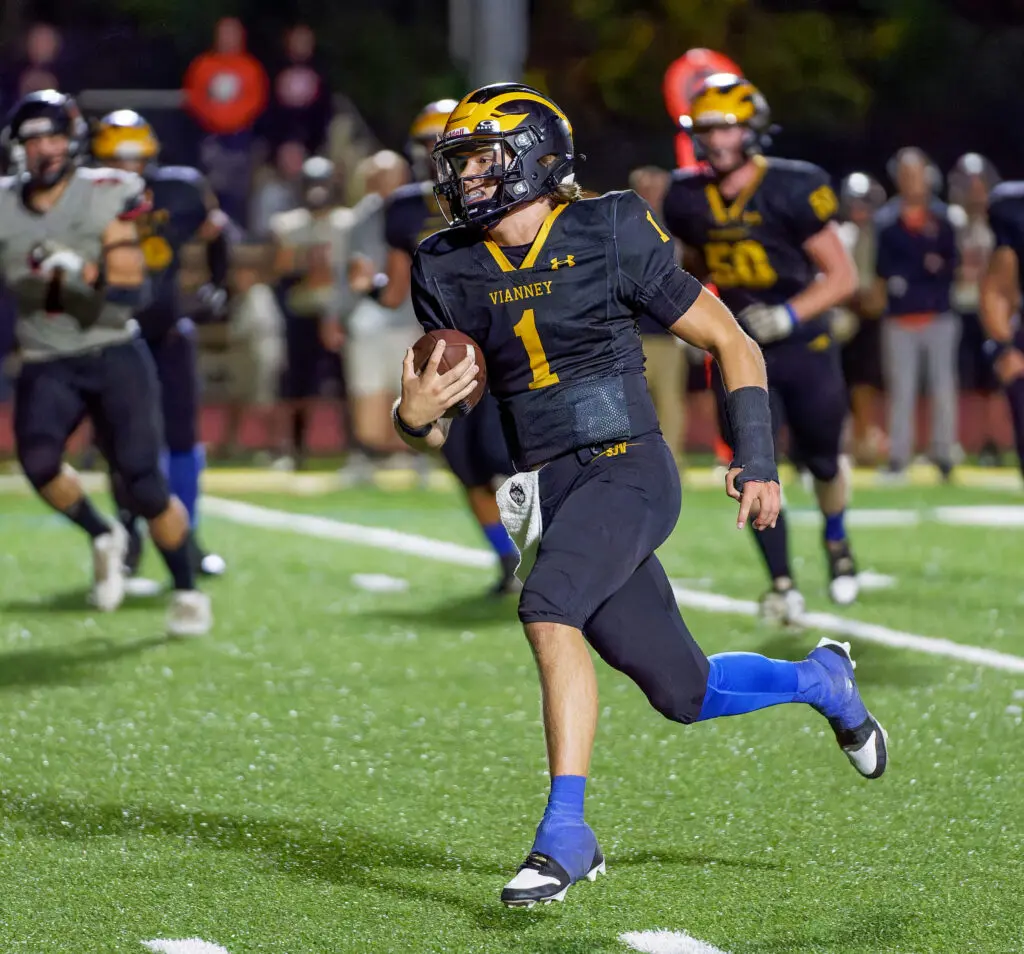 Zach LaBarca, St. John Vianney football - Shore Sports Insider Bob Badders | rpbphotography.com - Zach LaBarca, St. John Vianney football