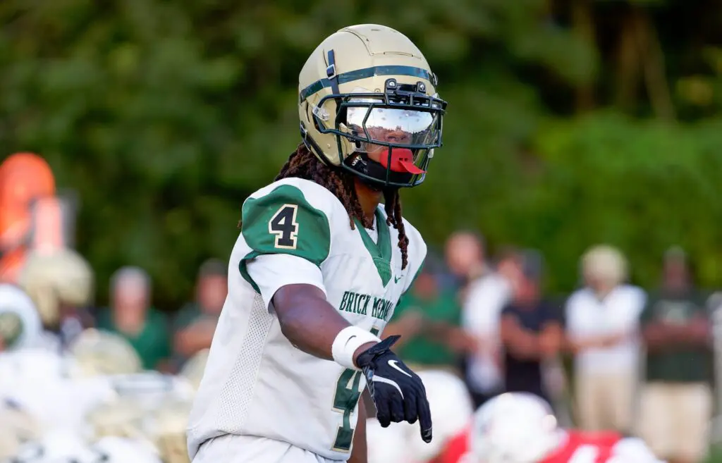 Nyzier Matthews, Brick Memorial football - Shore Sports Insider (Photo credit: Bob Badders | rpbphotography.com) - Nyzier Matthews, Brick Memorial football
