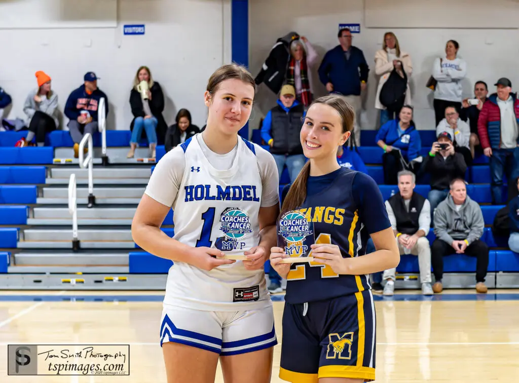 Awards-9 - Shore Sports Insider Claire Gillespie (left) and Maddyn Callow (right) were named MVP in State and the Shore Fight fo a Cure at Donovan Catholic HS Gym in Toms River, . 1/10/26 Photo Credit: Tom Smith | tspsportsimages.com - Awards-9
