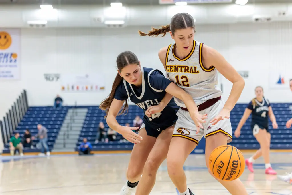 Central- Emma Christensen - Shore Sports Insider Central's Emma Christensen (Photo by Patrick Olivero) - Central- Emma Christensen