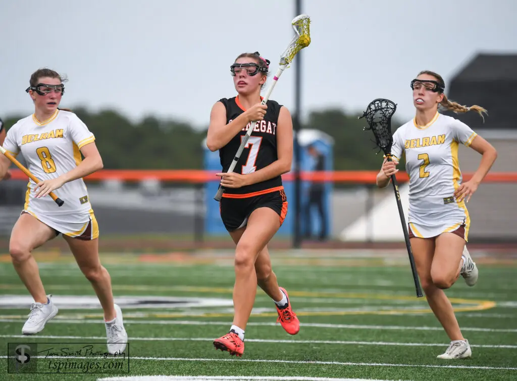 Barnegat's Ella Tortorici (Photo: Tom Smith | tspsportsimages.com) - B Ella Tortorici 4