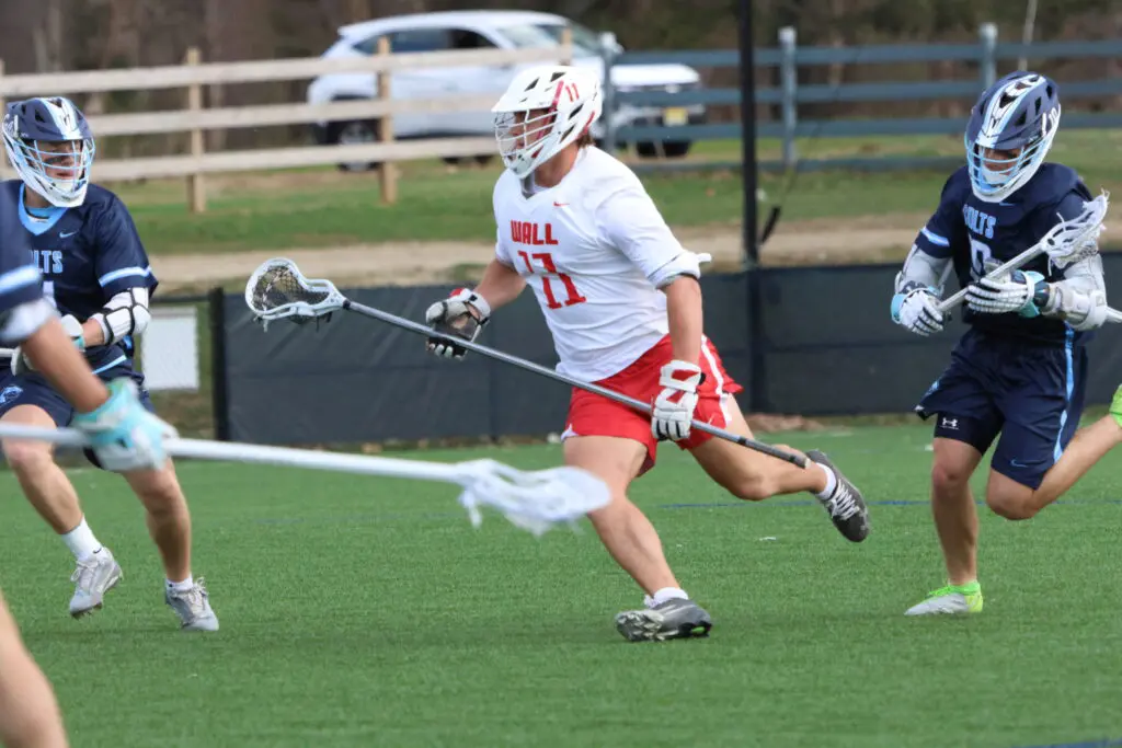 Wall Justin Davis - Shore Sports Insider Wall's Justin Davis (Photo by Sam Mayer) - Wall Justin Davis