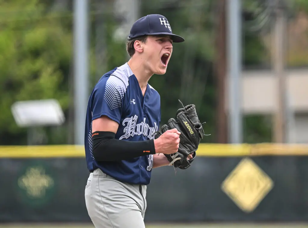 Howell Jackson Vetrano - Shore Sports Insider Howell senior Jackson Vetrano. (Photo: Tom Smith | tspsportsimages.com) - Howell Jackson Vetrano