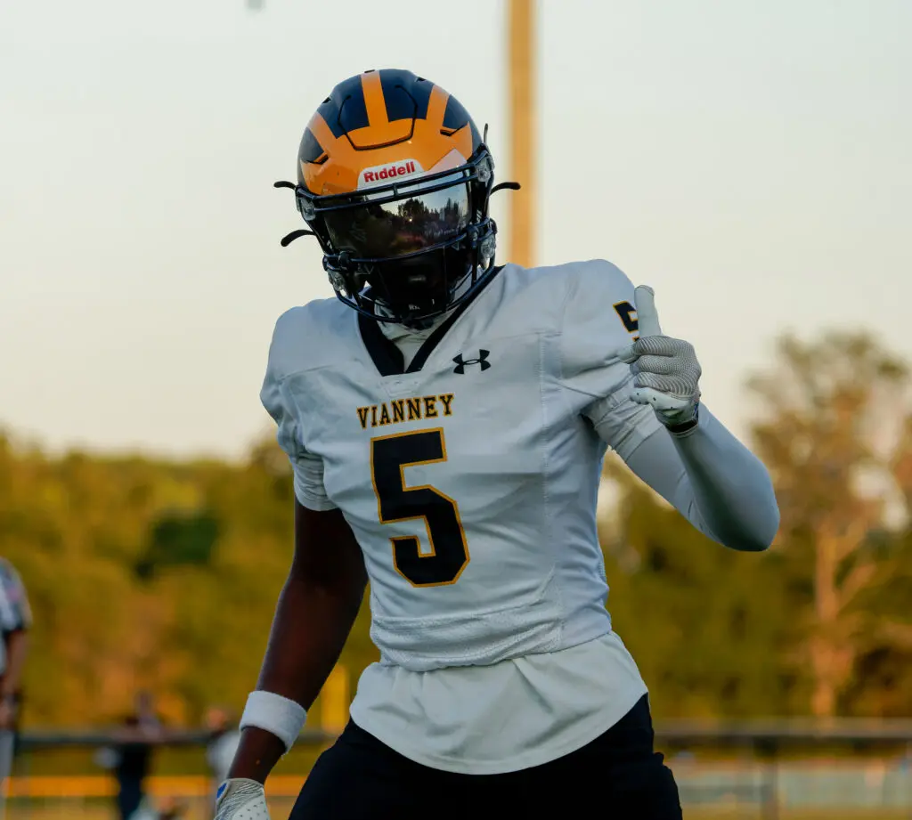 St. John Vianney Noah Fitzpatrick - Shore Sports Insider St. John Vianney's Noah Fitzpatrick St. John Vianney's Corleii Thomas (Photo credit: Bob Badders | rpbphotography.com) - St. John Vianney Noah Fitzpatrick