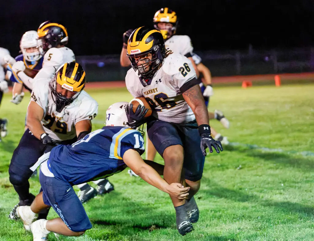 SJV Corleii Thomas - Shore Sports Insider St. John Vianney's Corleii Thomas (Photo by Bob Badders) - SJV Corleii Thomas