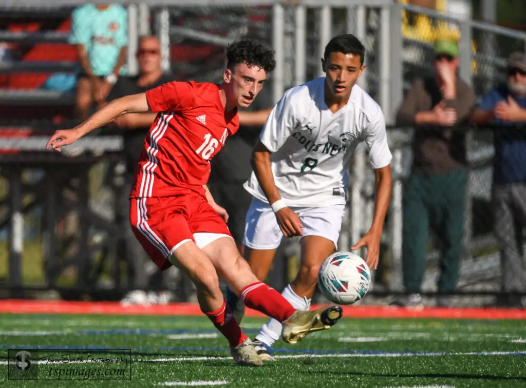 Manalapan Benjamin Salter - Shore Sports Insider Manalapan senior Ben Salter. (Photo: Tom Smith | tspsportsimages.com) - Manalapan Benjamin Salter