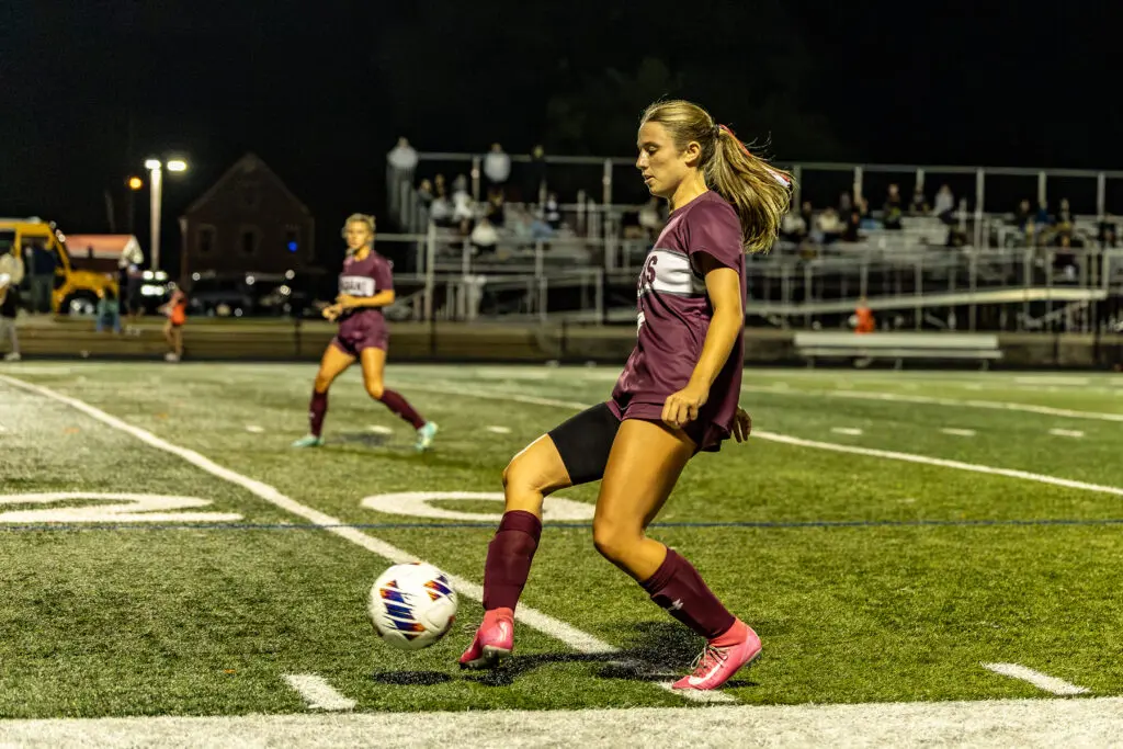 TRS Gordon2 - Shore Sports Insider Daniella Gordon scored a goal and had two assists against No. 3 Central. 9/15/26 (Photo by Doug Phillips/Framegrabs LLC) - TRS Gordon2