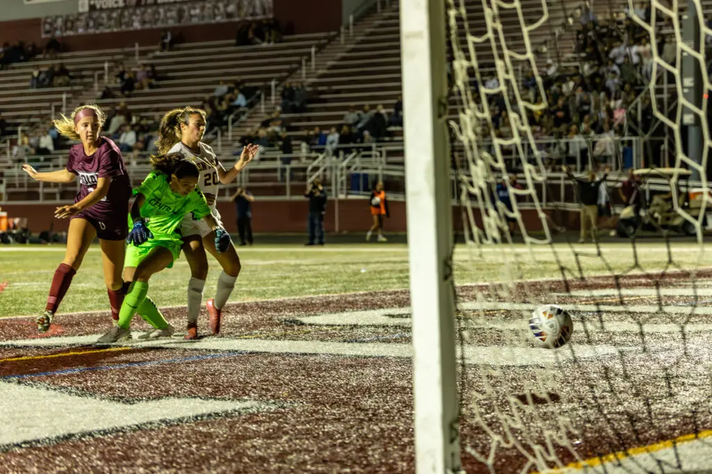 Turnbach goal - Shore Sports Insider Emma Turnbach scores to put No. 1 TRS up 2-1 over No. 3 Central. 9/15/26 (Photo by Doug Phillips/Framegrabs LLC) - Turnbach goal