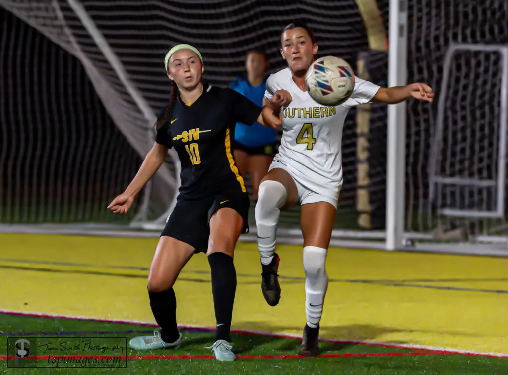 SJV Gabby Parkeer 2 - Shore Sports Insider Gabby Parker (left) scored two goals against Southern. 10/2/25 (Photo by Tom Smith) - SJV Gabby Parkeer 2