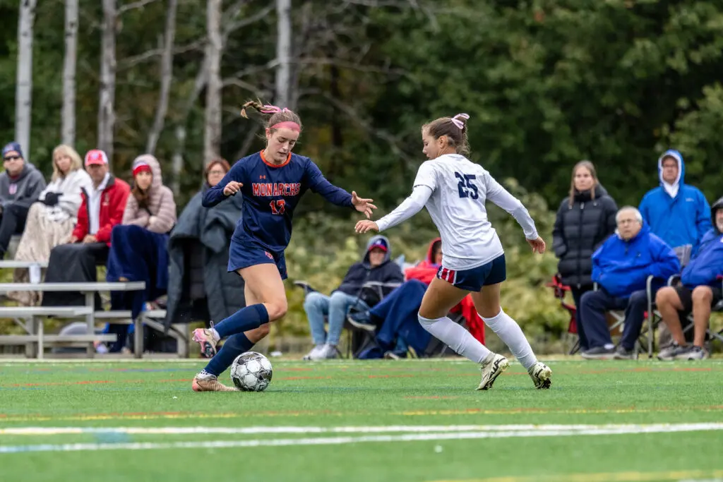 THAnna Noble1 - Shore Sports Insider Anan Noble finished with 2 goals and 1 assist against Wall in the SCT Quarterfinal Round. 10/17/26 (Photo by Doug Phillips/Framegrabs LLC) - THAnna Noble1