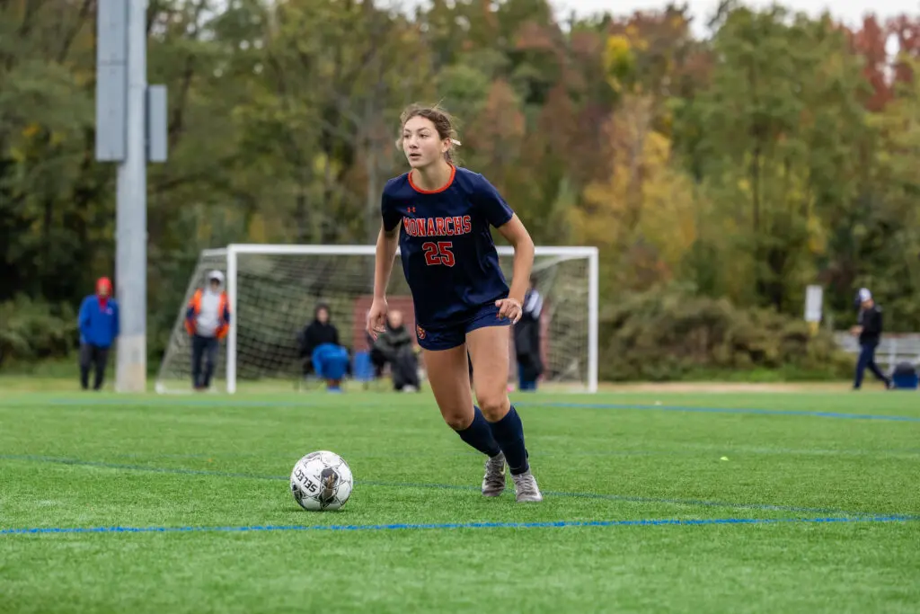THGrace Greene2 - Shore Sports Insider Grace Greene playing against Wall in the SCT Quarterfinal Round. 10/17/26 (Photo by Doug Phillips/Framegrabs LLC) - THGrace Greene2