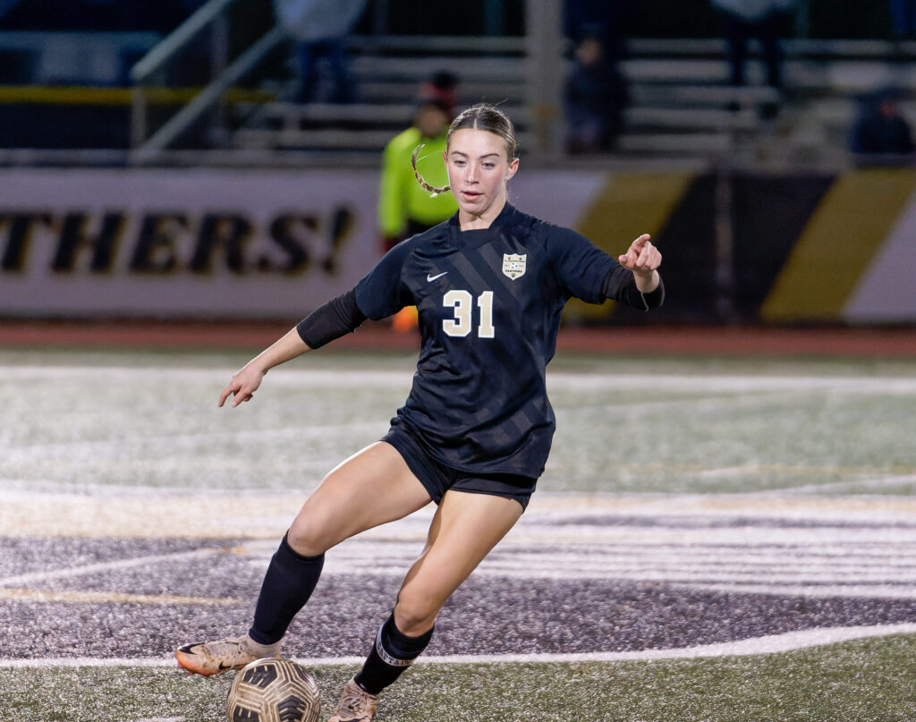 Point Boro senior Abby Hanemann. (Bob Badders | rpbphotography.com)