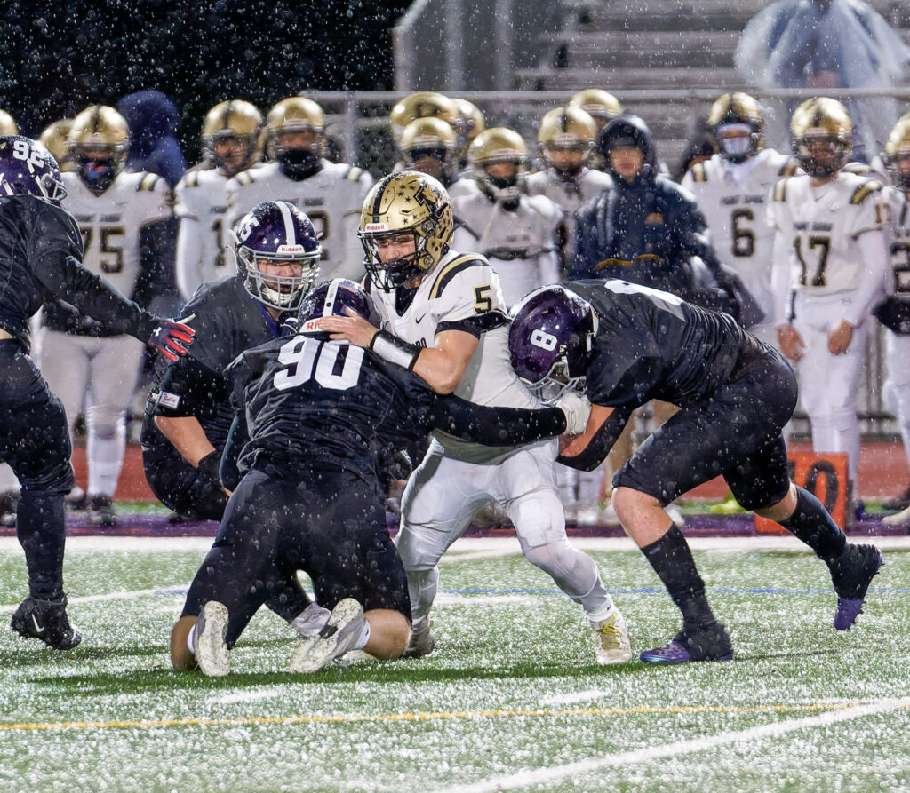 Bob Badders | rpbphotography,com - Rumson-Fair Haven football defense