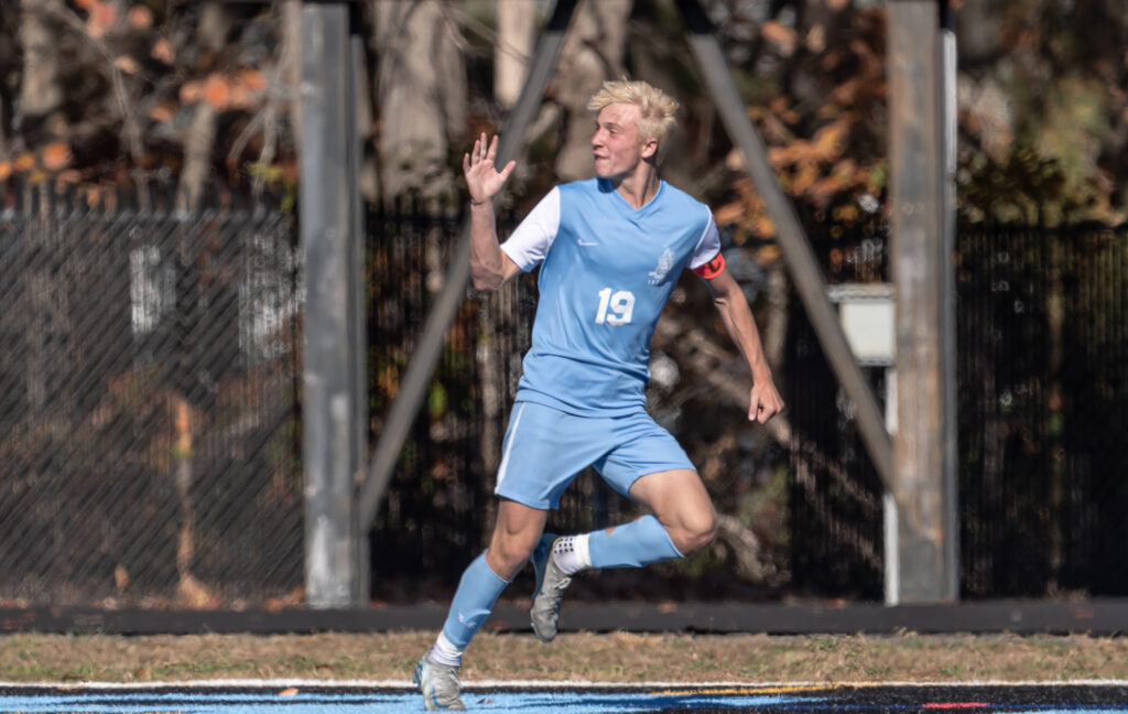 Toms River East senior Luke Bodziak. (Photo: Tom Smith | tspimages.com) - TRE Luke Bodziak celly