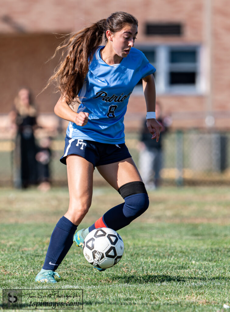 Senior Danielle Howard controls the ball against Middletown South. (Photo by Tom Smith) - F Daniell Howard