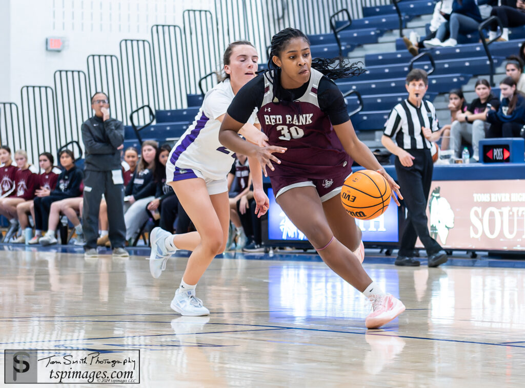 Synai Blychanton scored 17 points in the WOBM Final and was named MVP. (Photo by Tom Smith) - RBR vs RFH-1