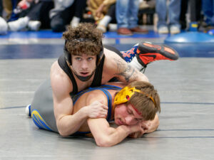 (Bob Badders | rpbphotography.com) - Anthony Knox, St. John Vianney Wrestling