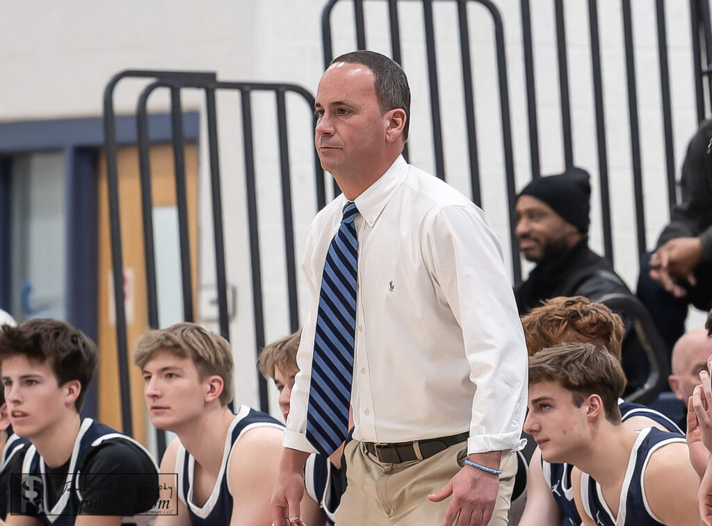 Geoff Billet and Brian Lynch were stars on championship CBA teams of the mid-1990s. ((Photo: Tom Smith | tspimages.com) - CBA head coach Geoff Billet