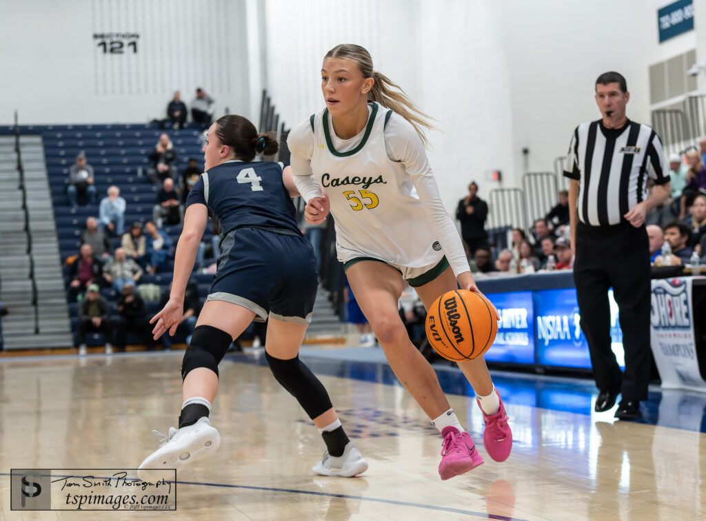 Addy Nyemchek driving to the basket against Manasquan in the SCT semifinal at RW Barnabas Arena. 2/18/25 - Photo by Tom Smith - SCT Semi RBC Addy Nyemchek 3