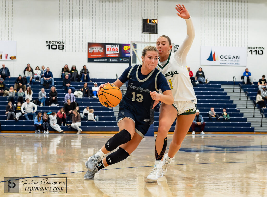 Manasquan junior Jordyn Hollawell drives against Red Bank Catholic junior Lola Giordano. (Photo: Tom Smith | tspimages.com) - SCT Semi Manasquan vs RBC