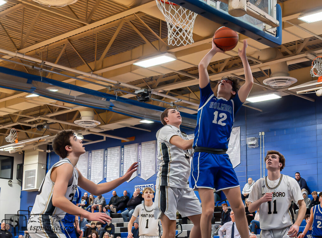 Holmdel senior Daxx Corneiro. (Photo: Tom Smith | tspimages.com) - Holmdel Daxx Corneiro