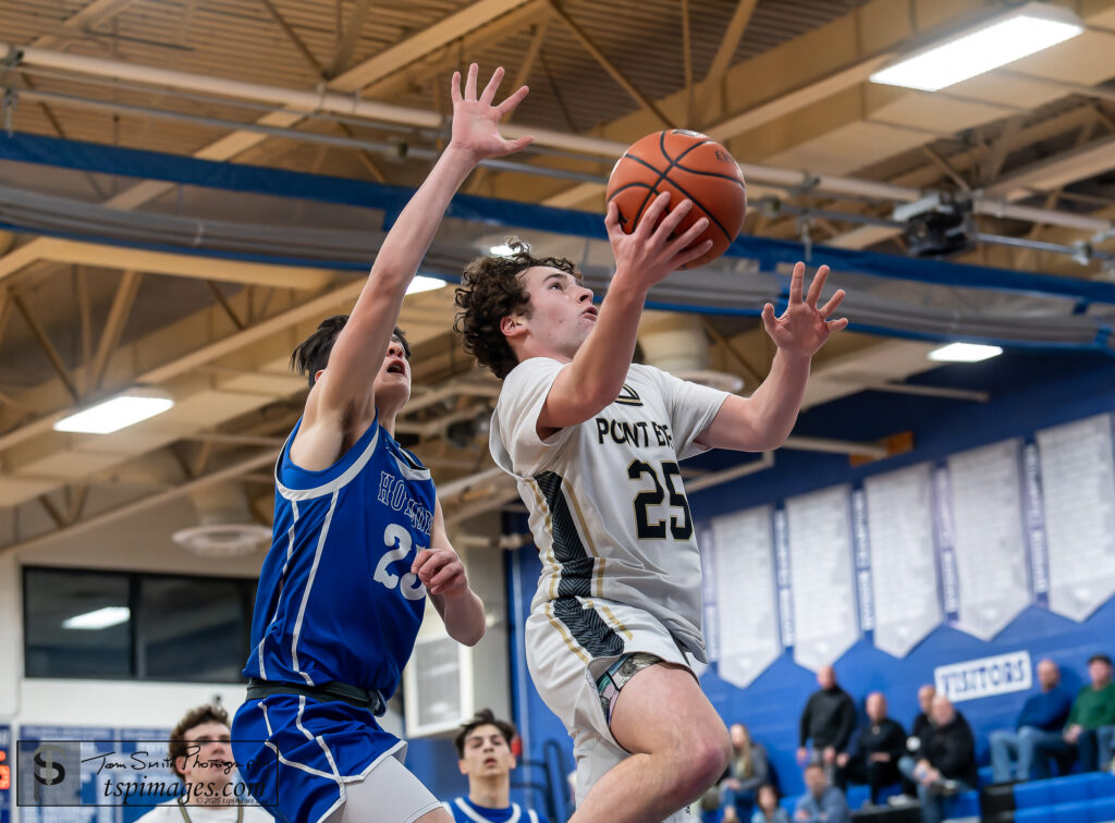 Point Boro senior Drew Cardia. (Photo: Tom Smith | tspimages.com) - Point Boro Drew Cardia