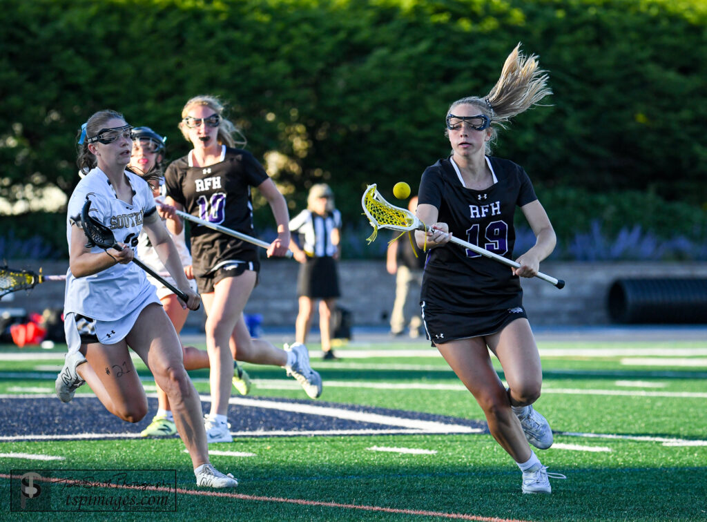 RFH's Rachel James on the attack (Photo by Tom Smith tspsportsimages.com - RFH vs Southern -7