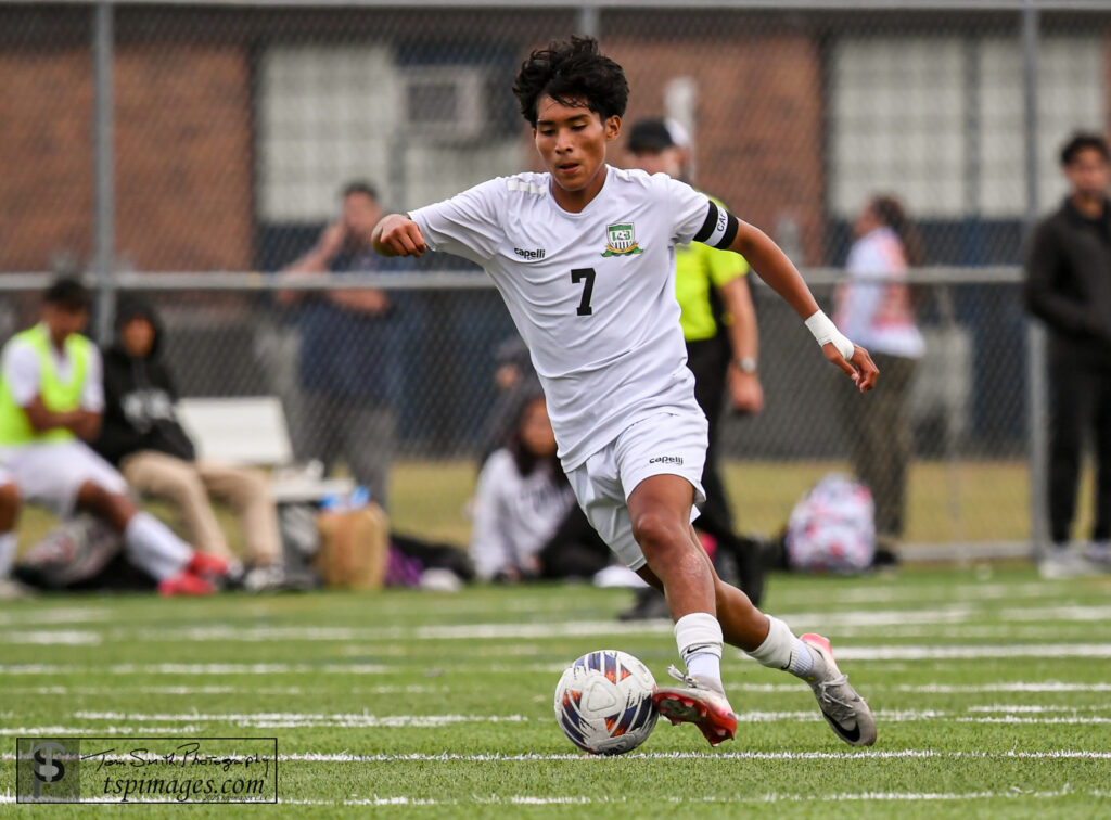 Long Branch Brandon Mendoza - Shore Sports Insider Long Branch senior Brandon Mendoza. (Photo: Tom Smith | tspsportsimages.com) - Long Branch Brandon Mendoza