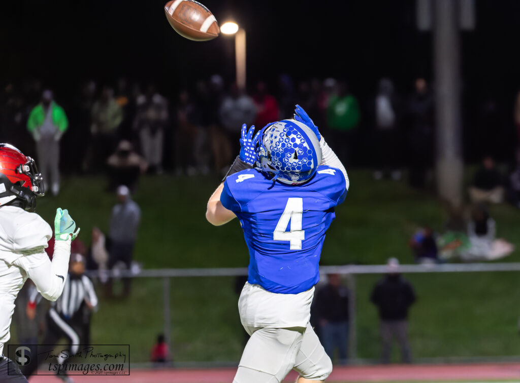 James Murphy Holmdel - Shore Sports Insider Holmdel senior wide receiver James Murphy caught three touchdown passes in the win over Neptune. (Photo by Tom Smith/tspimages.com) - James Murphy Holmdel