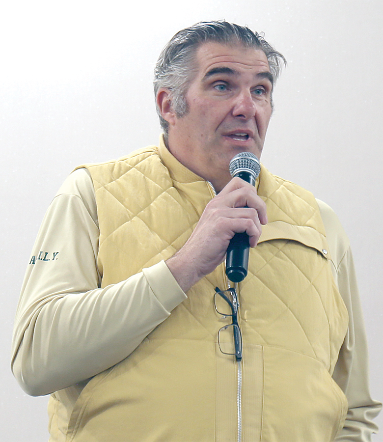 KWCC Joe Leone 1200x900 - Shore Sports Insider Joe Leone talk about “F.A.M.I.L.Y. Forget About Me I Love You” - KWCC Joe Leone 1200x900