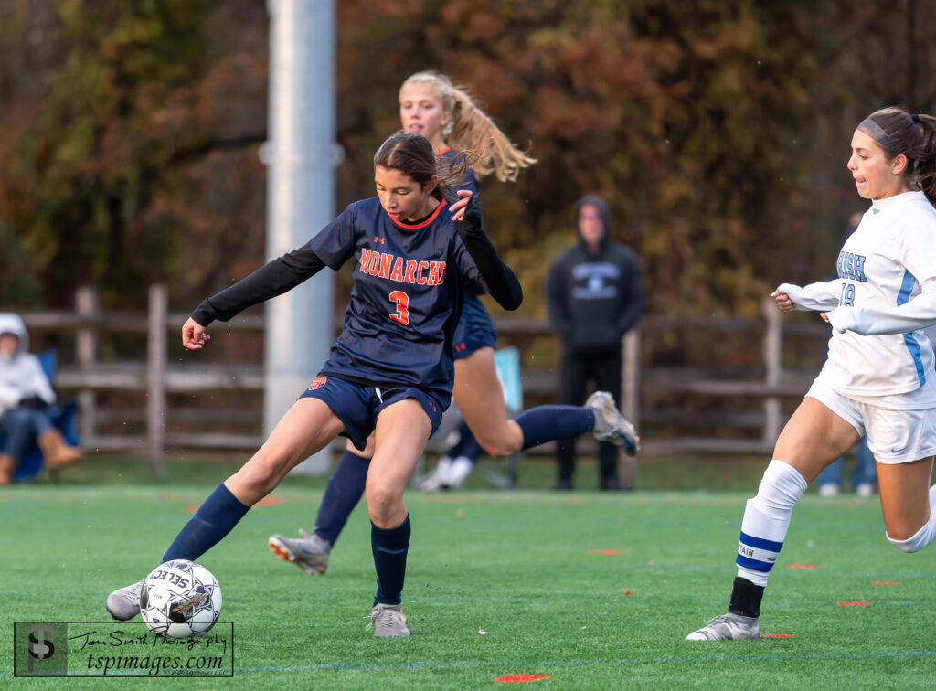 T Ryane Greene - Shore Sports Insider During the Trinity Hall vs Notre Dame NJSIAA Non Pub A Sectional Semi-Final Soccer Match at the Maria Gatta Sports Complex in Oceanport, New Jersey. 11/10/25 Photo Credit: Tom Smith | tspsportsimages.com - T Ryane Greene