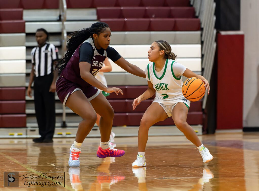 Brick- Ilyani Pozo - Shore Sports Insider Brick guard Ilyani Pozo (Photo by Tom Smith | tspsportsimages.com) - Brick- Ilyani Pozo