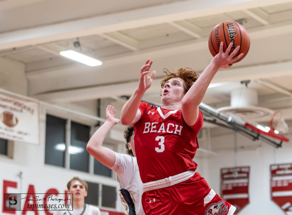 Point Beach junior Tyler Preston. (Photo: Tom Smith | tspsportsimages.com) - Point Beach Tyler Preston
