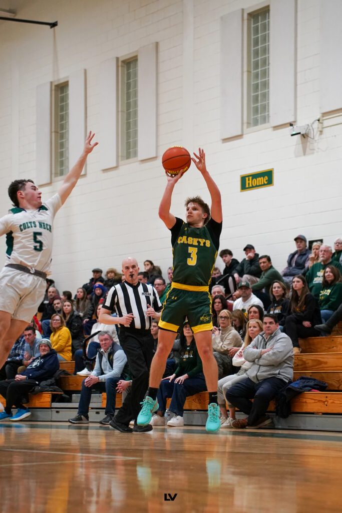 RBC's Gavin Biasi attempts a three-pointers (Photo by @LuchIntronaVisuals) - RBC- Gavin Biasi