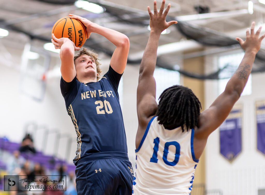 New Egypt junior Paul Kennedy shoots over Thrive senior Marjon Skillman. (Photo: Tom Smith | tspsportsimages.com) - New Egypt vs Thrive