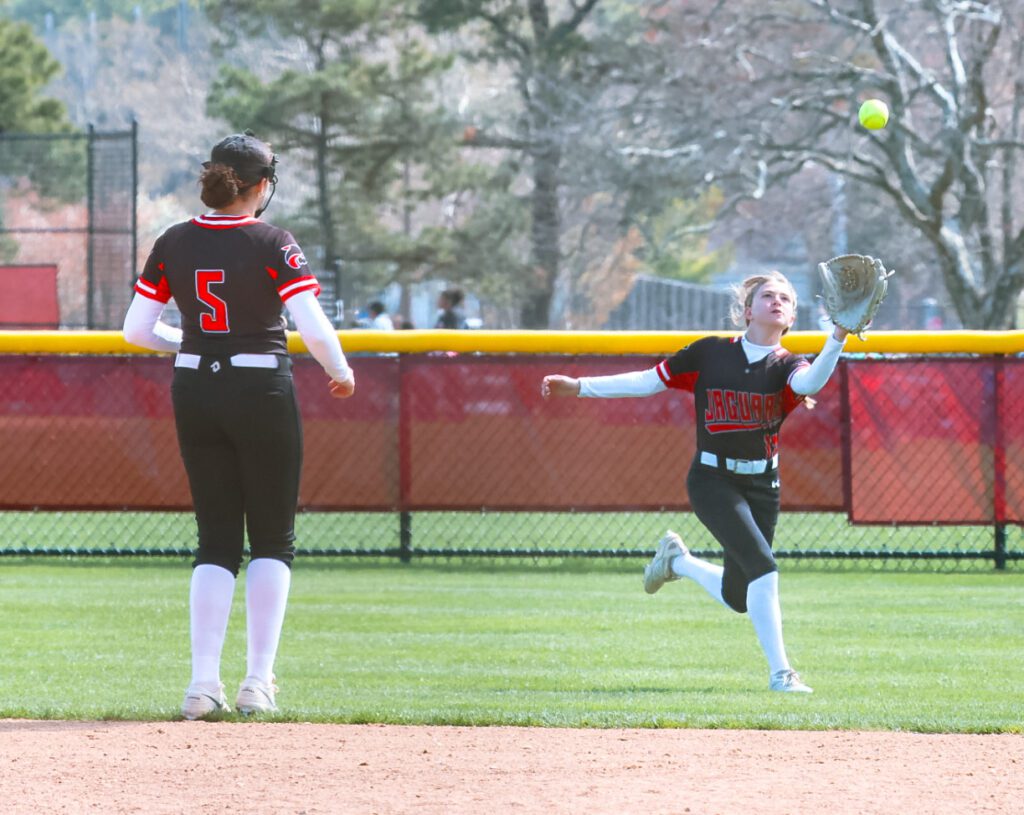 Jackson's Brianna Reilly catches a pop-up (Photo by Samantha Mayer) - brianna reilly